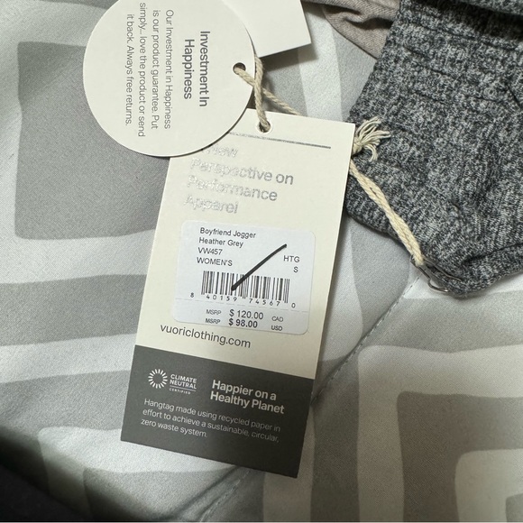 NEW Vuori Women’s Boyfriend Jogger - Picture 5 of 5